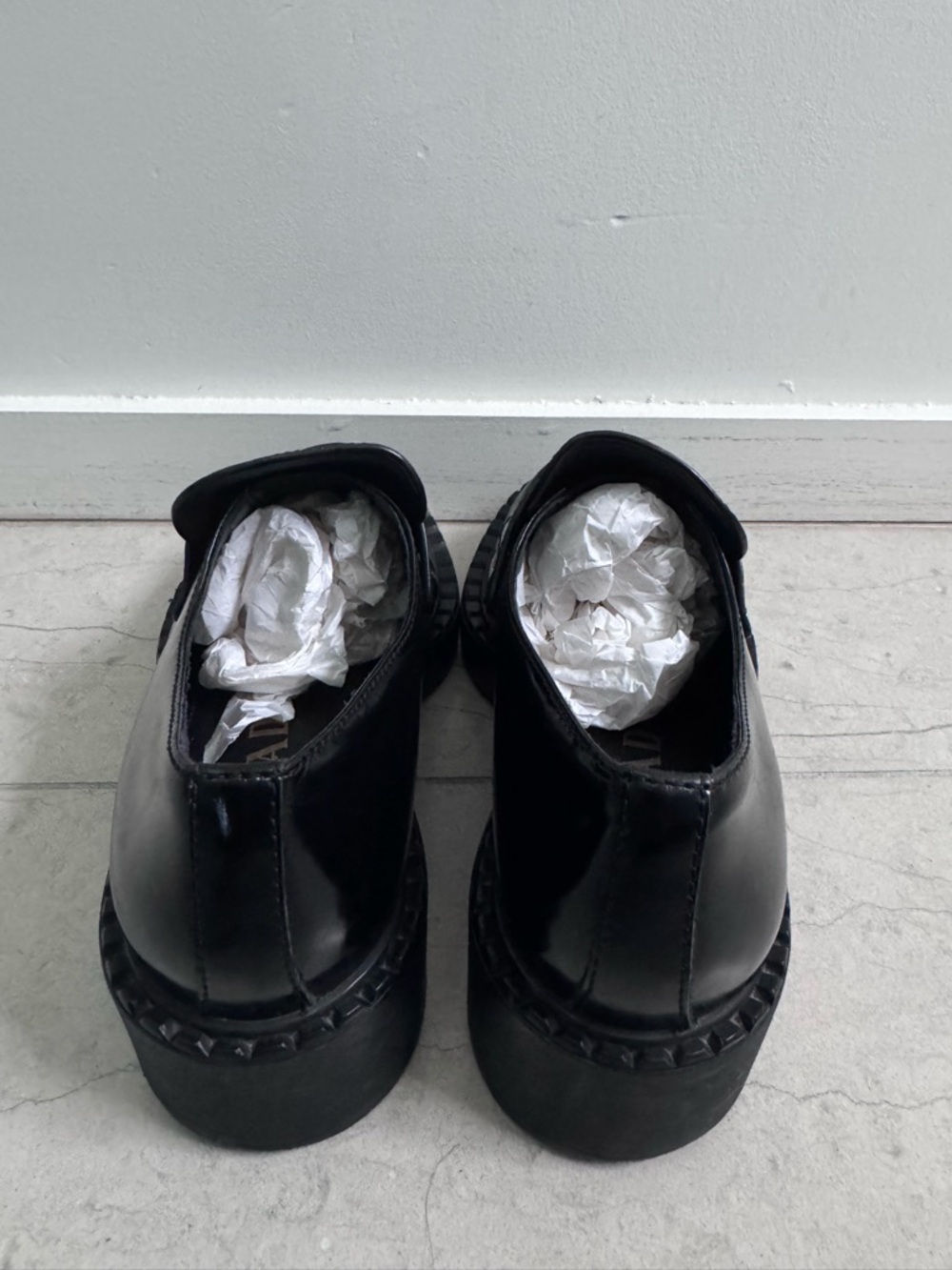 Prada women’s black brushed loafers size IT 36/US 6 with box - Picture 7 of 17